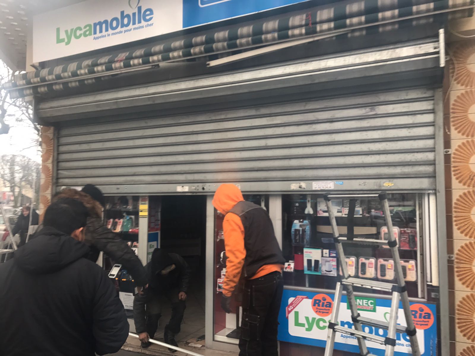 Depannage rideau metallique Villeneuve la garenne - SOS 24/7J